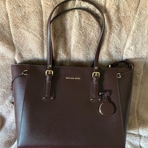 Unused Michael Kors Voyager Bag